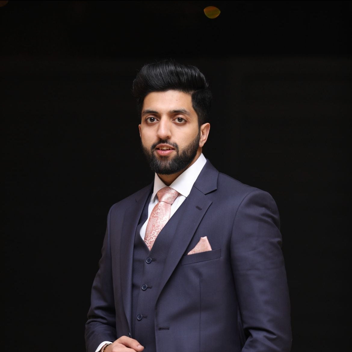 Discount Warehouse LLC